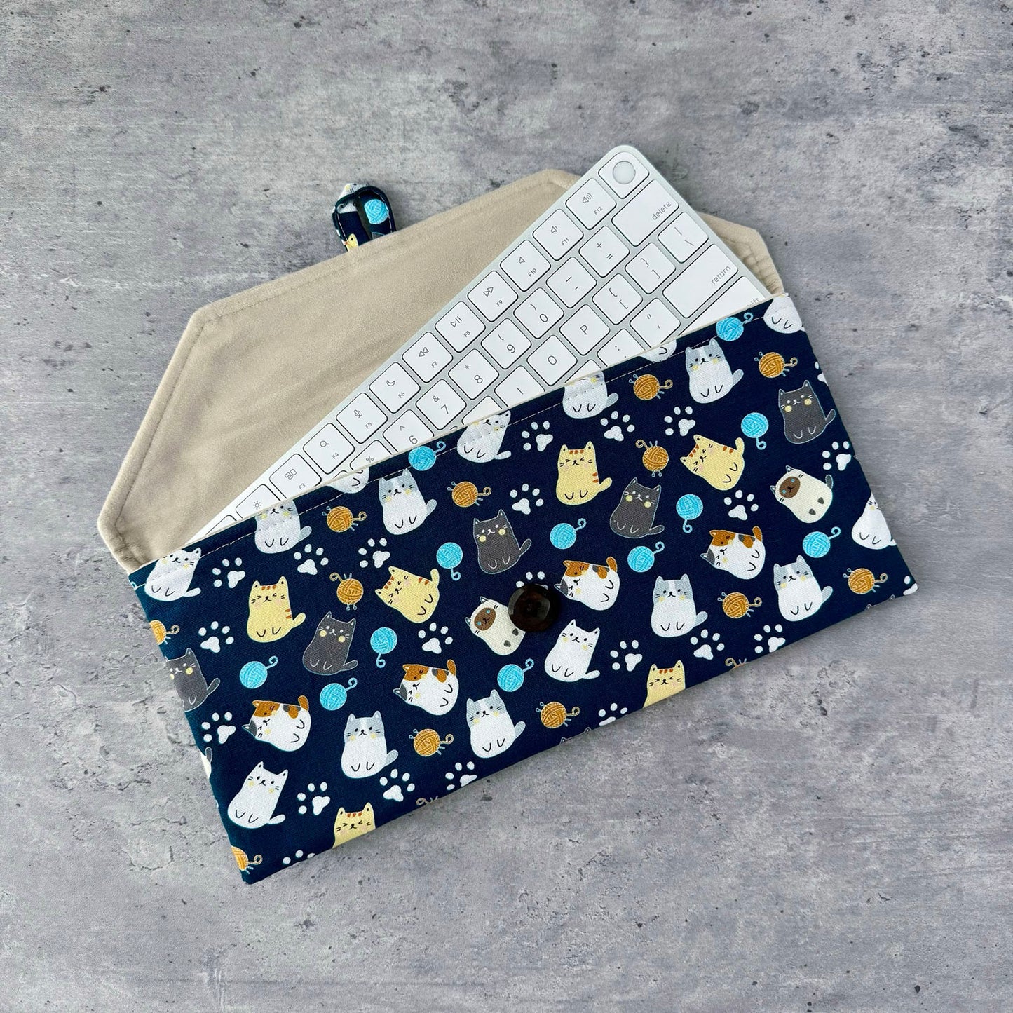 Handmade Carrying Cases for Keyboards