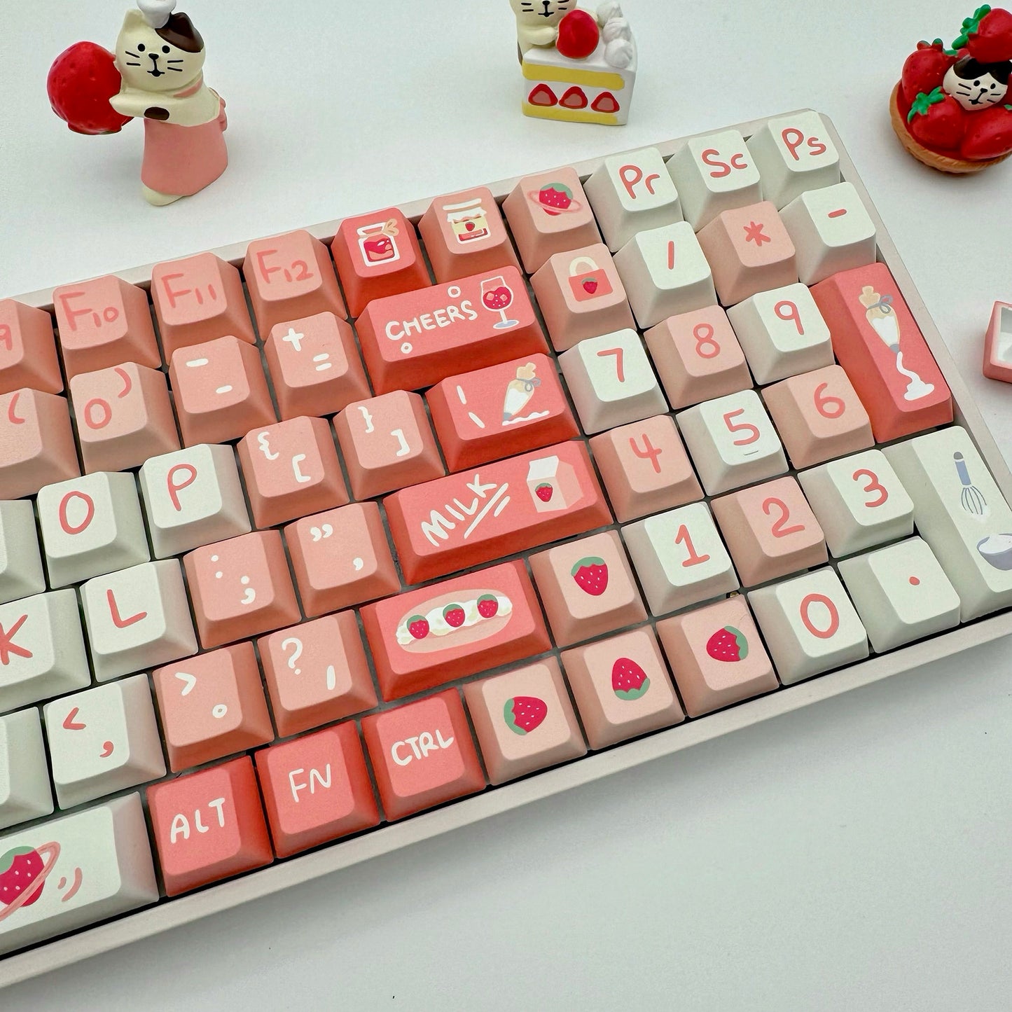 Sweet Strawberry Keycap Set