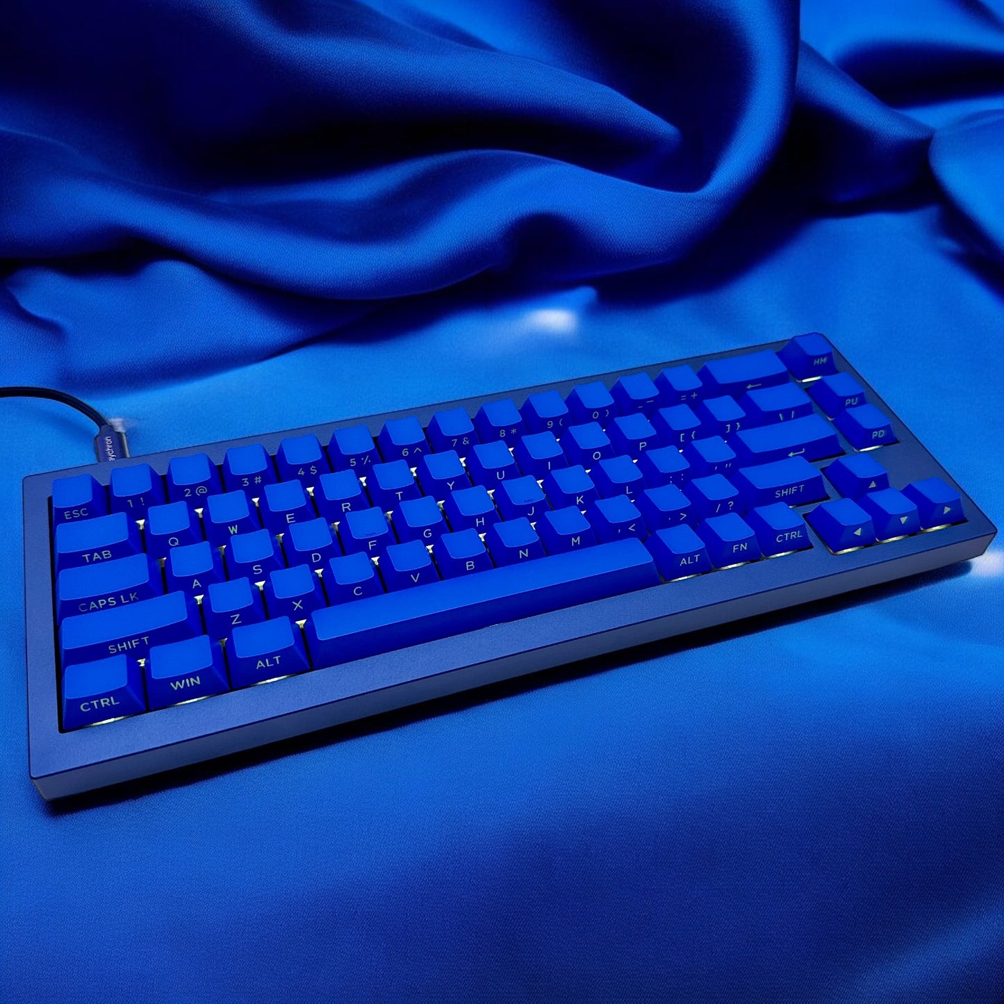 Klein Blue Side-Printed Keycap Set